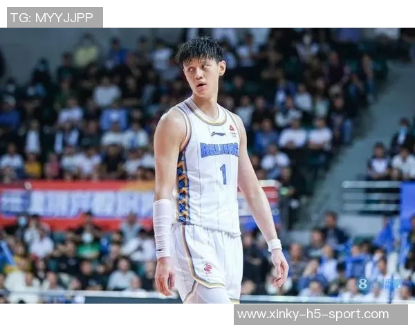 小曾季前赛拼劲十足媒体人分析合同压力促球员表现