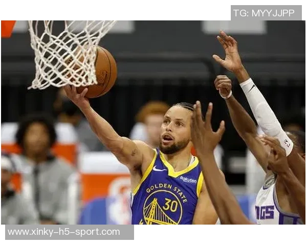 阿利贾阿里纳斯在NCAA第五场比赛中狂砍29分6板展现超强实力 阿利贾阿里纳斯在NCAA第五场比赛中狂砍29分6板展现超强实力